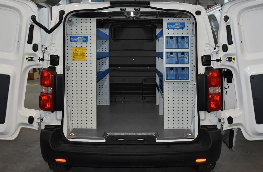 Allestimento furgone officina Opel Vivaro 2019 Syncro Friuli