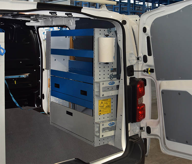 Proace con accessori sistema Syncro Friuli