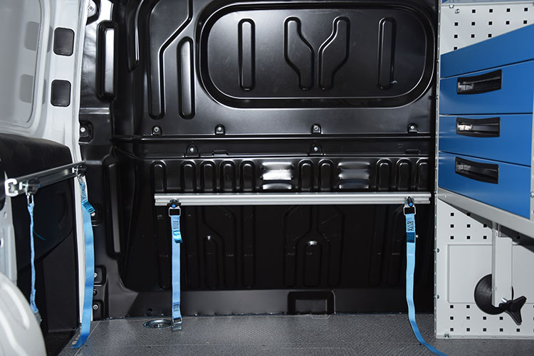 Paratia di fondo con barra e cinghia di bloccaggio Syncro Friuli