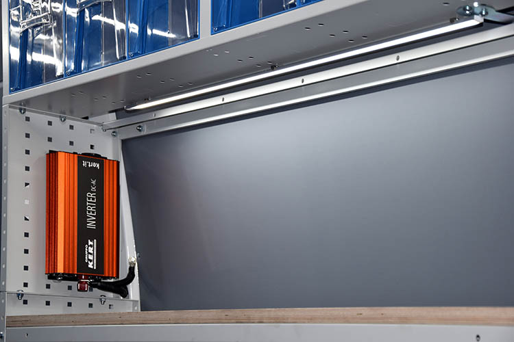 Inverter per furgone a bordo di Daily Syncro Friuli