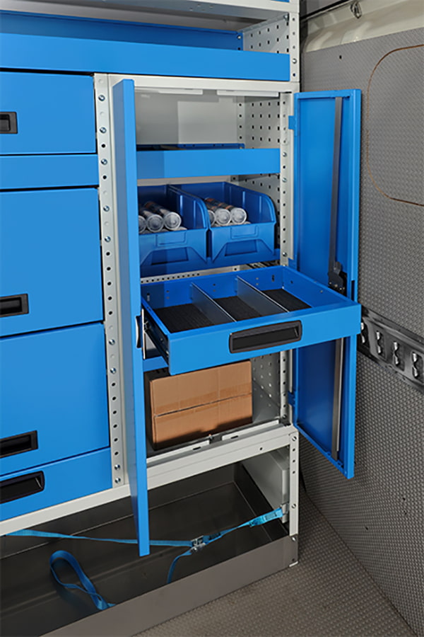 armadietti per furgoni da Syncro Friuli