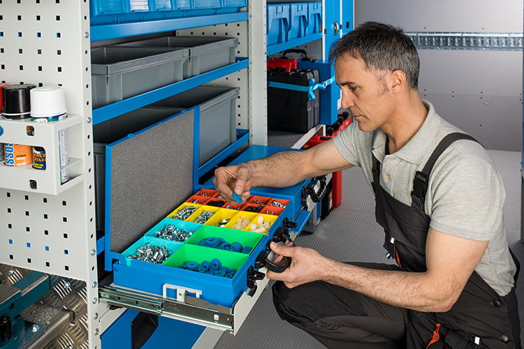 Vassoio estraibile con valigia aperta Syncro Friuli