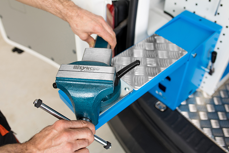 morsa metallica per furgoni Syncro Friuli